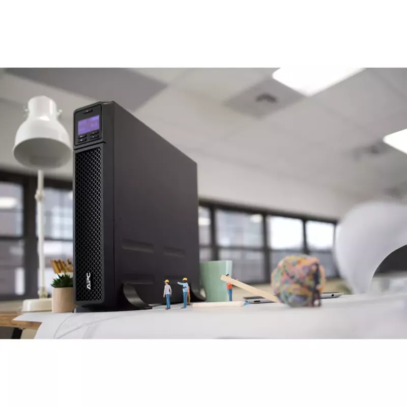 APC Smart-UPS On-Line, 1500VA/1500W, Tower, 230V, 6x C13 IEC kontaktligzdas, SmartSlot, paplašināts darbības laiks, bez sliežu komplekta