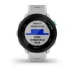 Viedpulkstenis GARMIN Forerunner 55 — 42 mm apaļš sporta pulkstenis, GPS/GLONASS/Galileo, 14 dienu akumulators, 5 ATM, balta silikona siksniņa