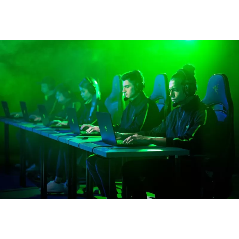 RAZER Headset Blackshark V2 Pro (2023) - Bezvadu - Melns