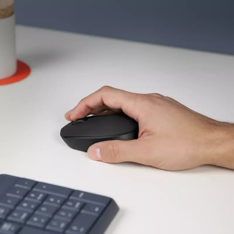 Bezvadu optiskā pele Logitech B170 RF, abpusēja, 3 pogas, melna, 10 m darbības rādiuss, līdz 12 mēnešiem akumulatora darbības laiks