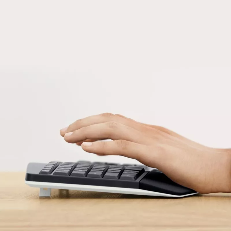 LOGITECH Bezvadu komplekts Mk850 Performance 2.4GHz - Qwerty US/Starptautiskais
