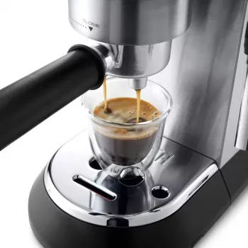 De’Longhi Dedica Style EC685.M Pusautomātiskā espresso kafijas automāts 1,1 L