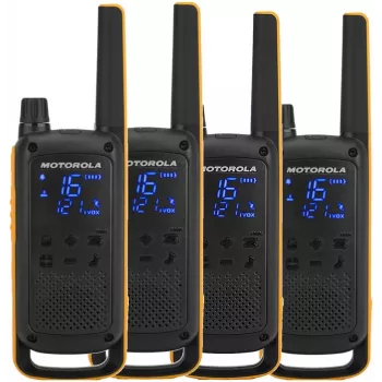 Divvirzienu radio Motorola Talkabout T82 Extreme Quad Pack — 4 × PMR klausules, 16 kanāli, IPX4, 500 mW, NiMH uzlādējams, micro-USB