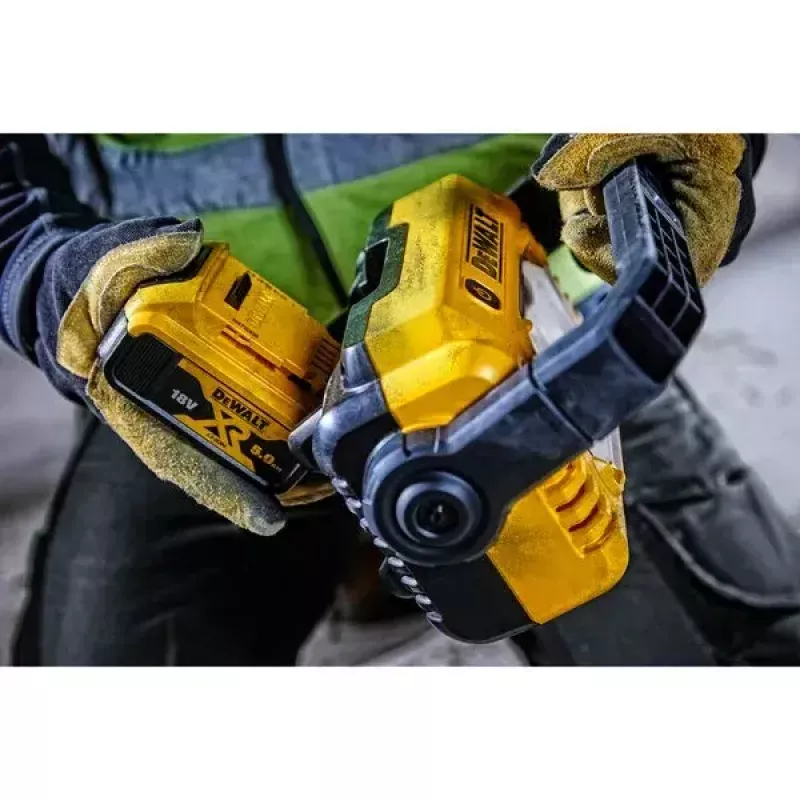 Brīvi stāvošs darba gaismeklis DeWalt DCL077-XJ, 2000 lm, IP54, bezvada (akumulators jāiegādājas atsevišķi)