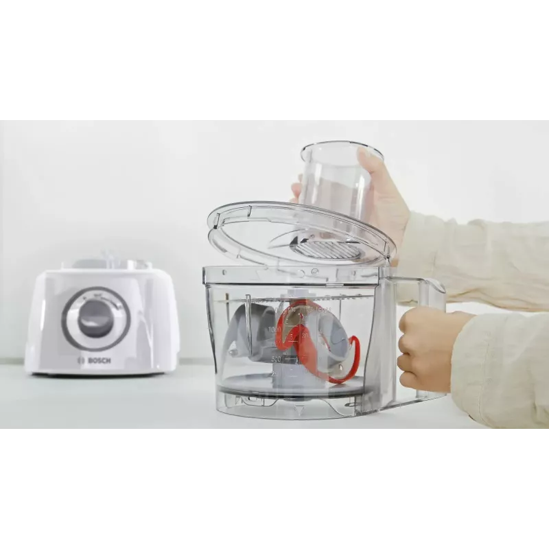 Virtuves kombains Bosch MCM3100W — 800 W, 2,3 L bļoda, 2 ātrumi, turbo, balts