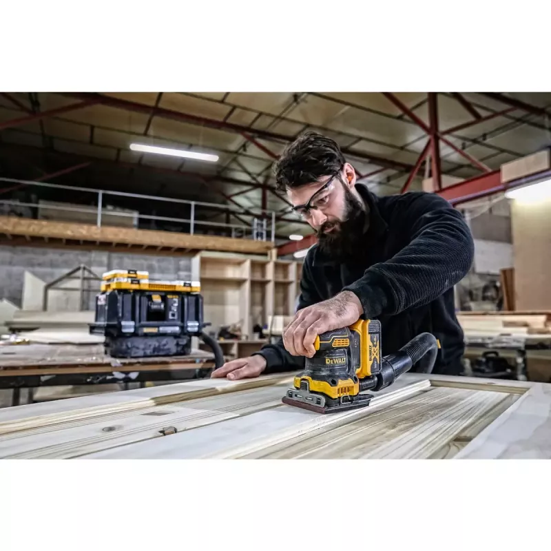 Pārnēsājamā slīpmašīna DeWALT DCW200N-XJ
