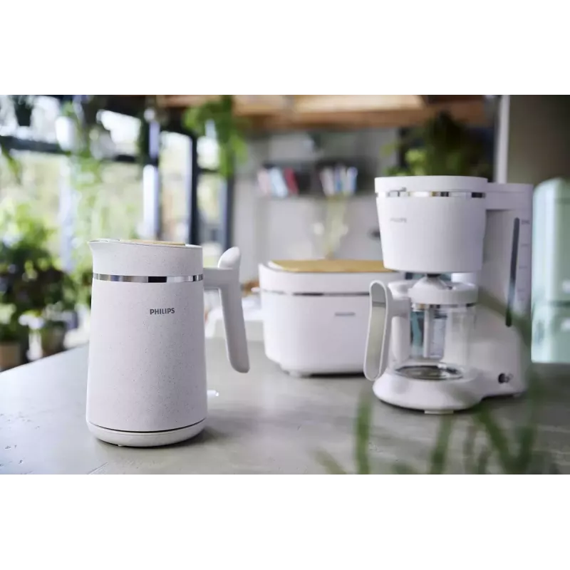 Elektriskā tējkanna Philips HD9365/10 1,7 l 2200 W balta, bezvadu ar 360° pamatni