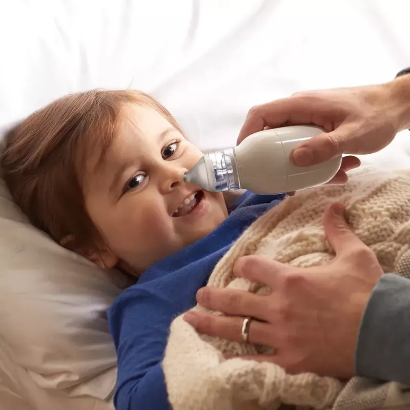 Elektriskais deguna aspirators BRAUN BNA 100 — ar baterijām darbināms, regulējama sūkšana, noņemami uzgaļi, balts