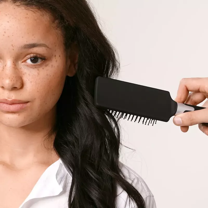Taisnošanas gludeklis BABYLISS ELIPSIS3000 STYLER — keramikas plāksnes, 55 W, 5 temperatūras līmeņi, 150–230°C, jonu, 2,7 m grozāms vads, melns