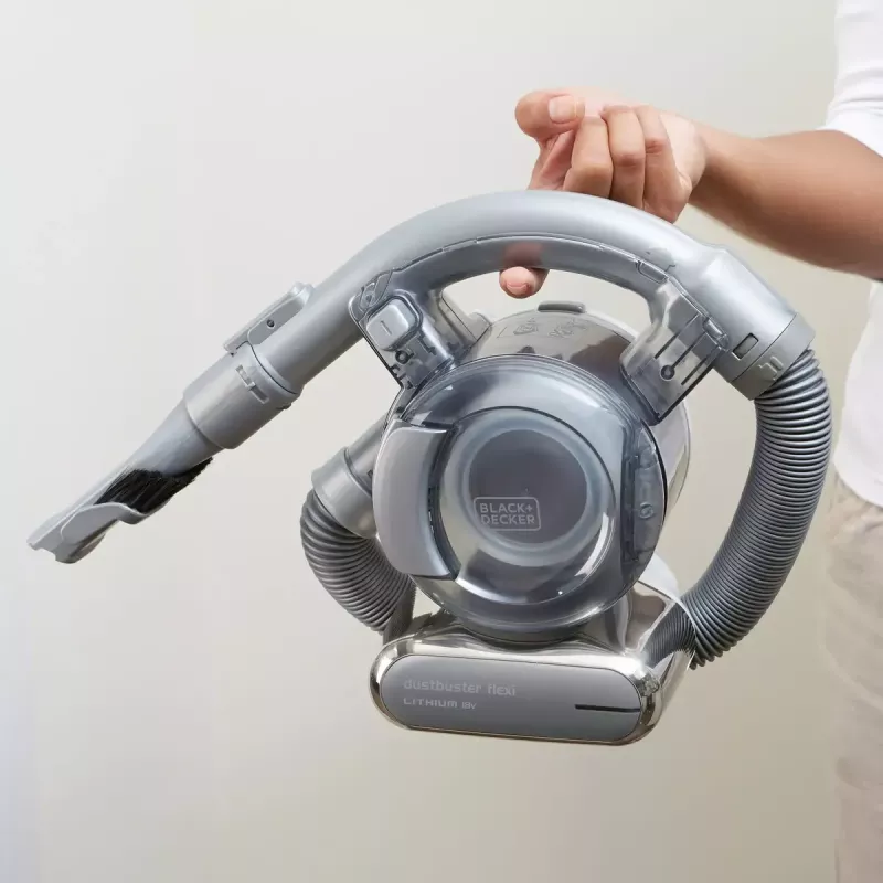 Rokas putekļsūcējs Melns & Decker PD1820L-QW — 18V Li‑Ion, 1,5Ah, 0,56L bezmaisa, 15 min darbības laiks