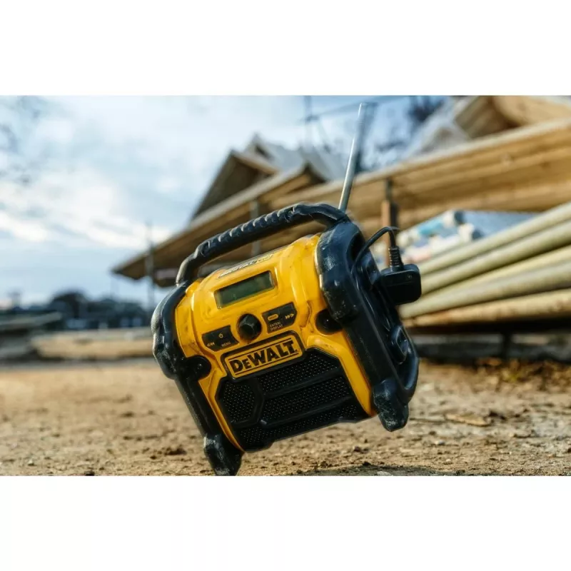 DEWALT bezvadu litija jonu DAB+/FM kompaktais radio — tikai instruments