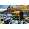 DEWALT bezvadu litija jonu DAB+/FM kompaktais radio — tikai instruments