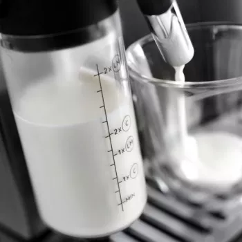Espresso automāts De’Longhi Magnifica Evo ECAM290.81.TB — pilnībā automātisks, 1,8 L ūdens tvertne, 250 g pupiņu tvertne, 15 bāri, skārienjutīga vadība
