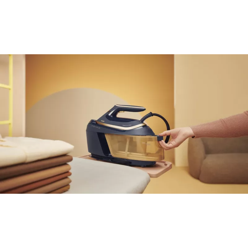 Tvaika gludināšanas stacija Philips PSG6066/20 — 2400 W, 600 g/min pastiprinājums, 1,8 L tvertne, SteamGlide Advanced zole