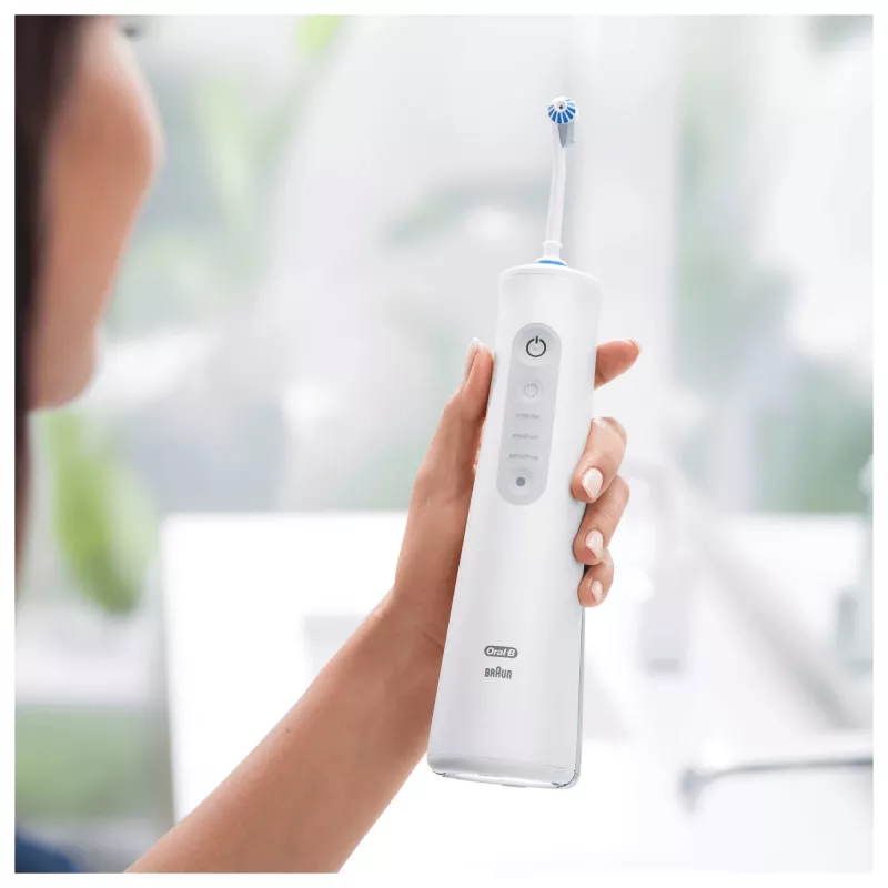 Oral-B AquaCare 6 Pro-Expert mutes skalotājs 0,15 l