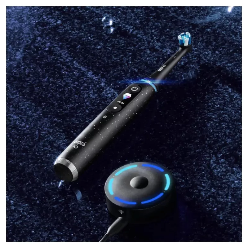Oral-B iO Series 10 pieaugušo rotējoša-oscillējoša zobu birste Melna