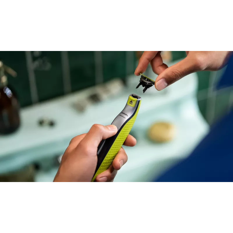 Skūšanās galviņa Philips Norelco OneBlade QP420/50, sudraba, 2 rezerves galviņas, saderīga ar Philips OneBlade