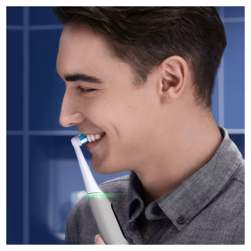 Oral-B iO 6S pieaugušo vibrējošā zobu birste Pelēka, Balta
