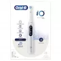 Oral-B iO 6 pieaugušo vibrējošā zobu suka balta