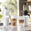Espresso automāts De’Longhi ECAM450.65.S — pilnībā automātisks, 1,8 L ūdens tvertne, 300 g pupiņu tvertne, 19 bāri, iebūvēta dzirnaviņa, Wi‑Fi, TFT displejs