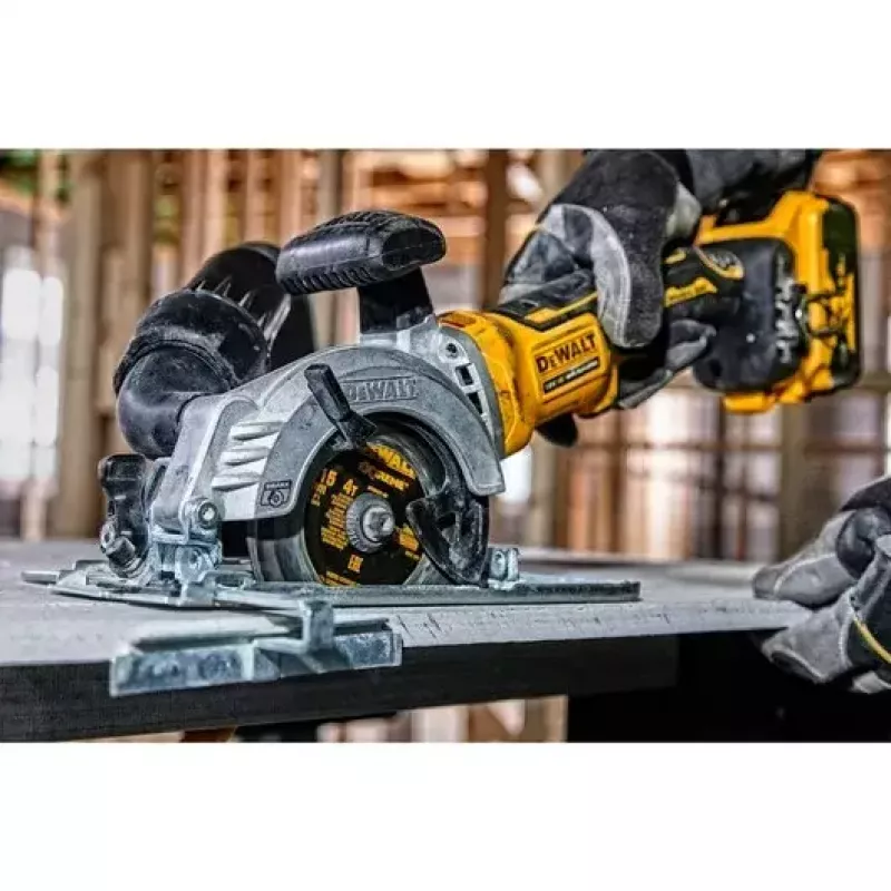 Ripzāģis DeWALT DCS691N-XJ