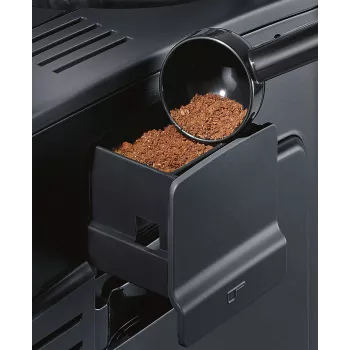 Espresso automāts Siemens EQ.6 plus TE657319RW — pilnībā automātisks, 1,7 L ūdens tvertne, 19 bāru sūknis, iebūvēta dzirnaviņa