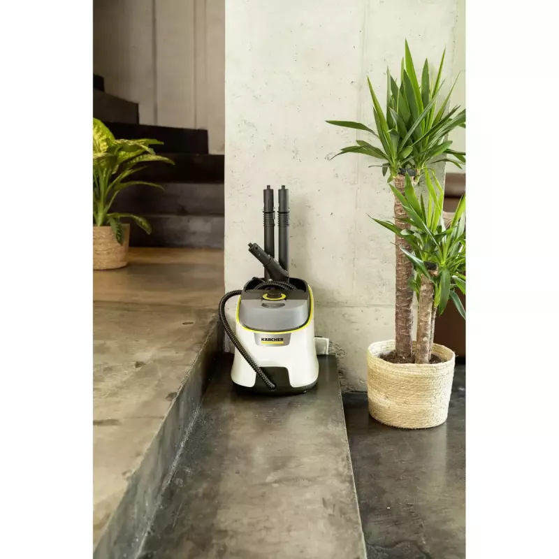 Cilindru tvaika tīrītājs Kärcher SC 4 Deluxe — 1,3 L tilpums, 2200 W, 4 bāru tvaika spiediens