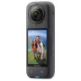 Action kamera Insta360 X4 — 72 MP, 8K (7680×3840) CMOS, 1/2 collu sensors, iebūvēts displejs, Wi‑Fi, 120 kadri/s, MicroSD, 602 g, melna