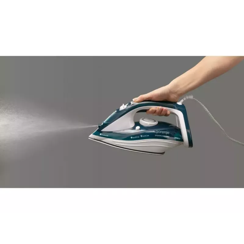 Gorenje SIH2800TQC tvaika gludeklis ar keramikas zoli 2800 W Zils