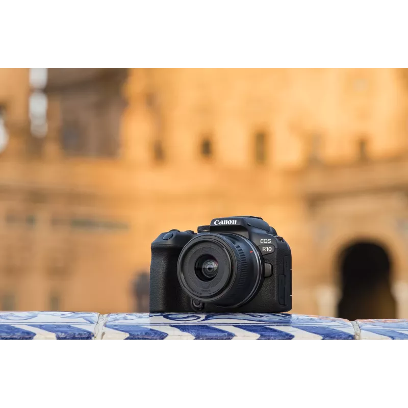 Canon EOS R10 + RF-S 18-150mm IS STM MILC 24.2 MP CMOS 6000 x 4000 pikseļi Melns