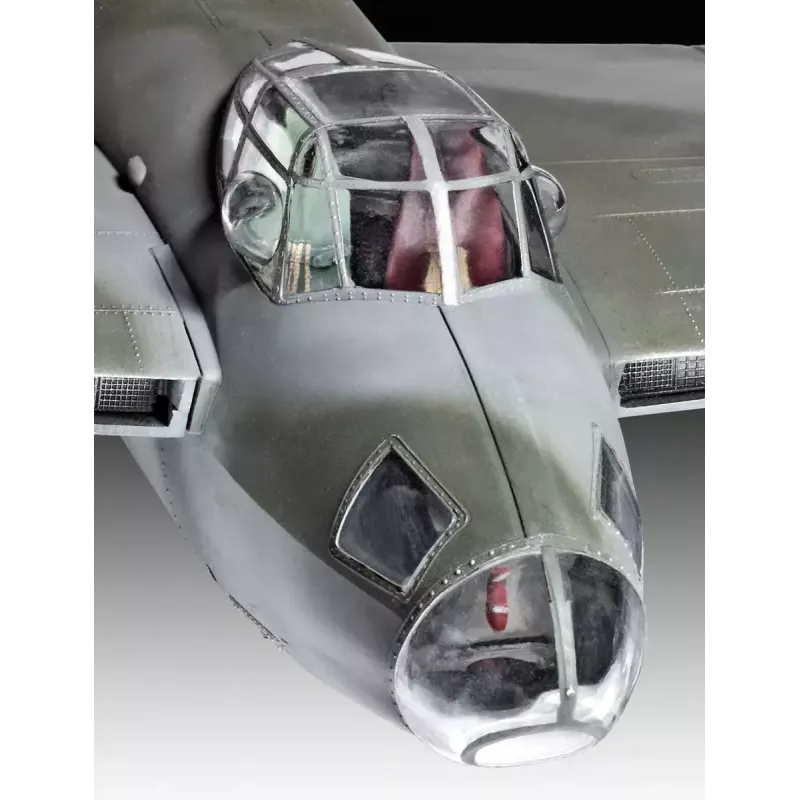 Stacionāro spārnu lidmašīnas modelis Revell De Havilland MOSQUITO MK.IV