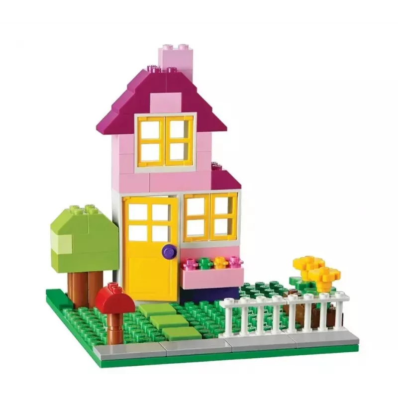 Būvēšanas komplekts LEGO Classic 10698 — 790 gabali, daudzkrāsains, 33 krāsas, ietver zaļas pamatplāksnes un piederumus