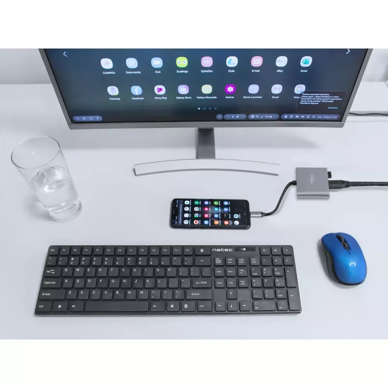USB-C uz HDMI un USB centrmezgls NATEC Fowler Mini — USB 2.0 Type-C saimniekdators, HDMI, USB-A un USB-C porti, pelēks