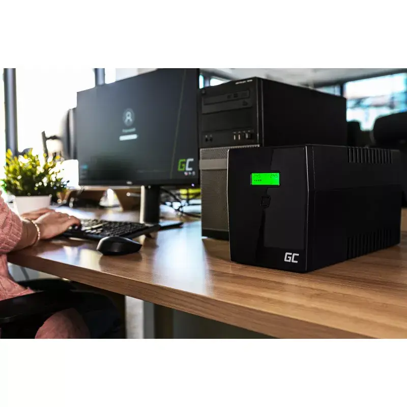 Nepārtrauktās barošanas avots zaļa Cell UPS08 — Line-Interactive 700 W / 230 V, 4× IEC ligzdas, USB, RJ-45, 12 V 7 Ah akumulators, tornis, melns