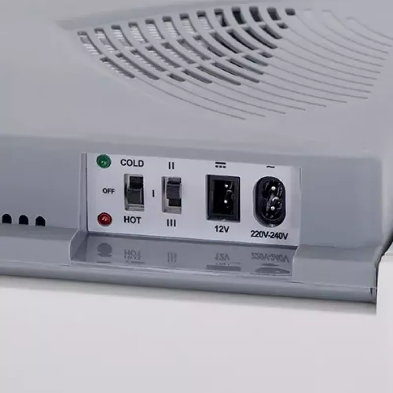 Adler AD 8078 portatīvā elektriskā auksto somu kaste, 28 l, pelēka/balta