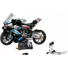 LEGO Technic motocikla modelis BMW M1000RR 42130 ar detalizētu dzinēju un strādājošu balstiekārtu