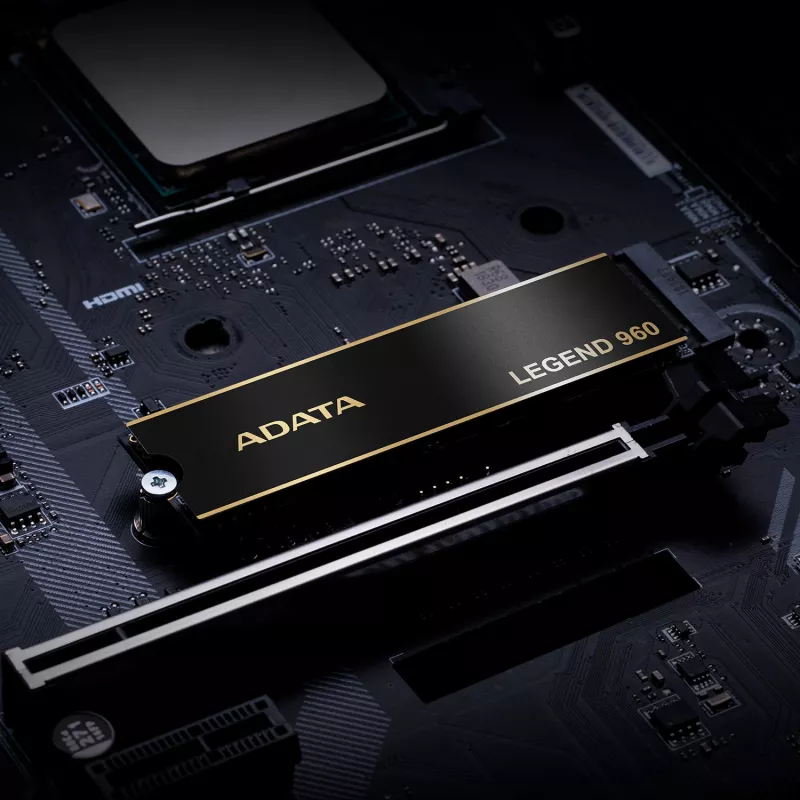 SSD ADATA LEGEND 960 M.2 NVMe 2 TB PCIe 4.0, Read 7400 MB/s, Write 6800 MB/s, 3D NAND, Heatsink