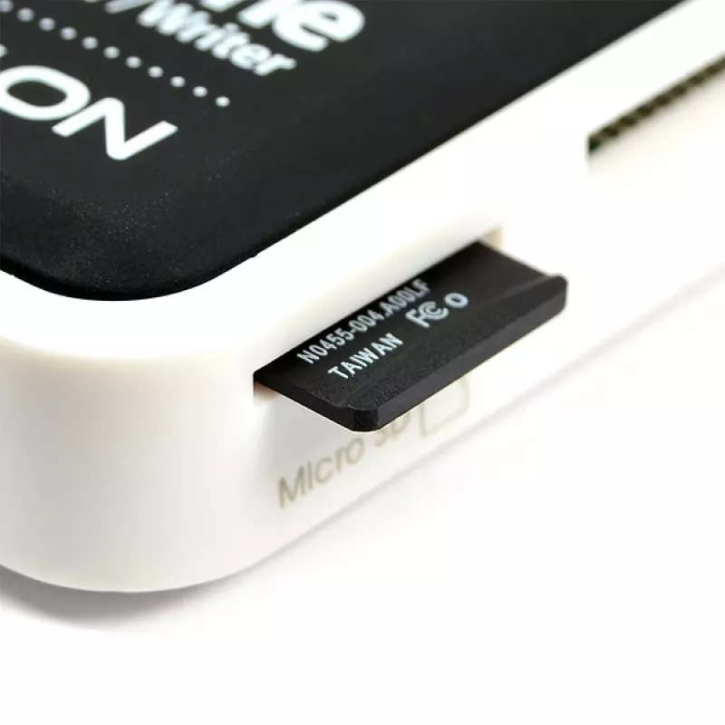 Axagon CRE-X1 ārējais 5 slotu atmiņas karšu lasītājs, CF, CF Type II, MMC, MMC Mobile, MMCmicro, MS Duo, MS PRO, Memory Stick (MS), MicroDrive, MicroSD...,