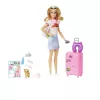 Barbie Dreamhouse Adventures lelle un aksesuāri, “Malibu” ceļojumu komplekts ar kucēnu un 10+ detaļām, ieskaitot darbspējīgu čemodānu