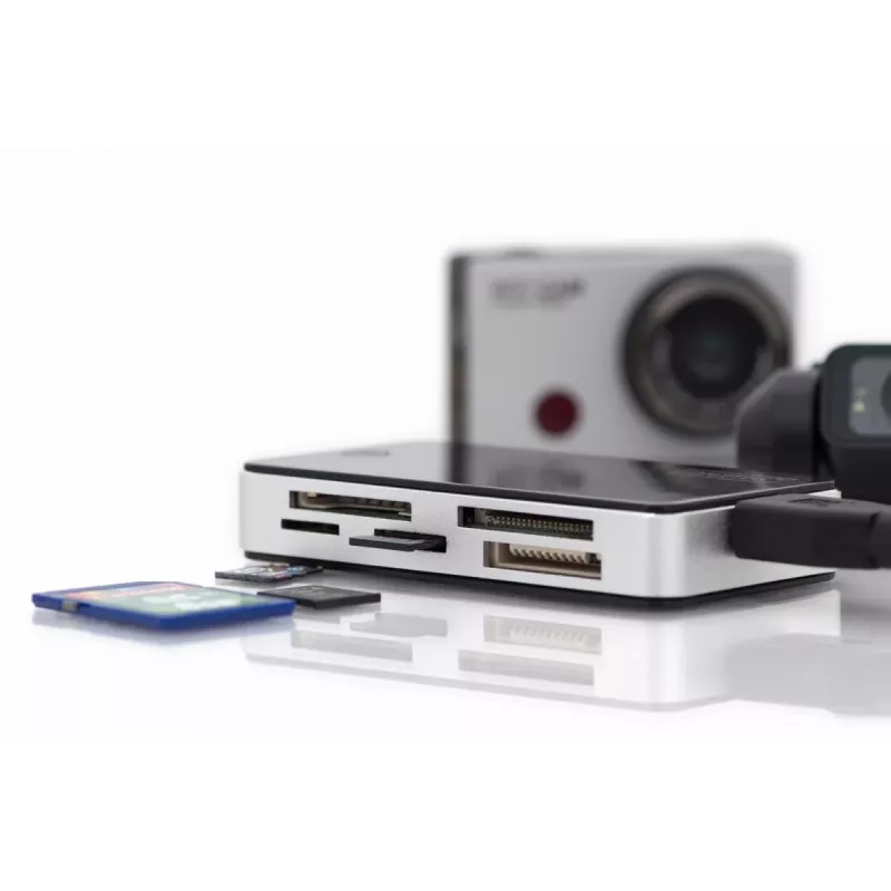 DIGITUS USB 3.0 karšu lasītājs atbalsta MS/SD/SDHC/MiniSD/M2/CF/MD/SDXC kartes 1M USB A savienojuma kabelis