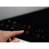 Electrolux Serie 300 LIB60420CK Melns Iebūvējams 59 cm Zonu indukcijas plīts virsma 4 zonu(-as)