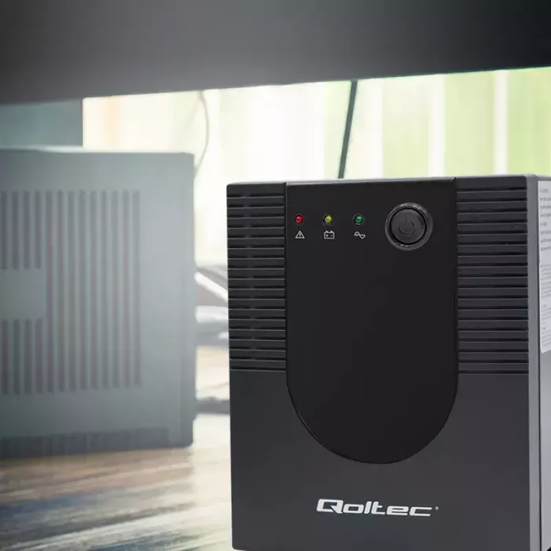 Qoltec 53777 UPS Line-Interactive 2 kVA 1200 W 4 AC izejas