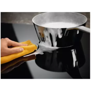 Electrolux Series 600 EIV63443 Melns Built-in 59 cm Zones indukcijas plīts virsma 4 zone(s)
