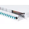 DIGITUS optiskās šķiedras slīdošā savienojuma kārba, 1U, aprīkota ar 24x LC duplex, iekļ. M 25 skrūvi, savienojuma kaseti, OM3 krāsainiem savienotājiem, adapteri