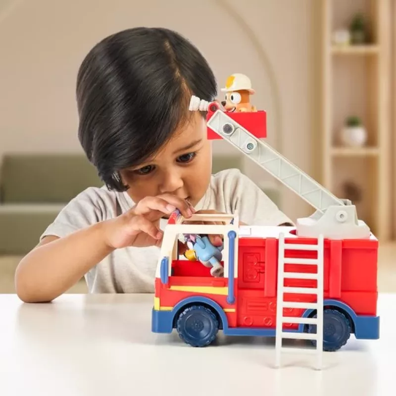 Moose Toys Bluey ugunsdzēsēju mašīna, Ugunsdzēsēju mašīna, 3 gadi, Plastmasa, Daudzkrāsains, Sarkans