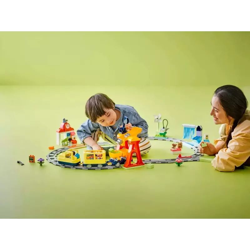 Rotaļu vilciena komplekts LEGO DUPLO 10428 Lielais Interaktīvais Kopienas Vilciens — liels interaktīvs vilciens maziem bērniem
