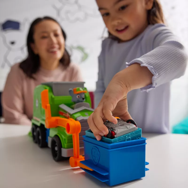 PAW Patrol: Crush N’ Roll pārstrādes auto ar Rokija figūru un transformējamu saspiestu atkritumu transportlīdzekli, rotaļlietas zēniem un meitenēm no 3 gadu vecuma