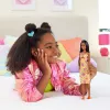 Barbie Fashionistas lelle #233 ar rūtainu ziedu midi kleitu, melni mati