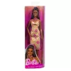 Barbie Fashionistas lelle #233 ar rūtainu ziedu midi kleitu, melni mati