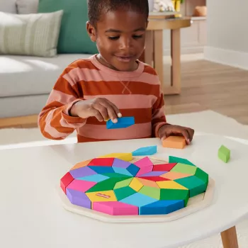 Fisher-Price koka mandalas ģeometriskā puzle maziem bērniem un bērniem, 40 koka gabali